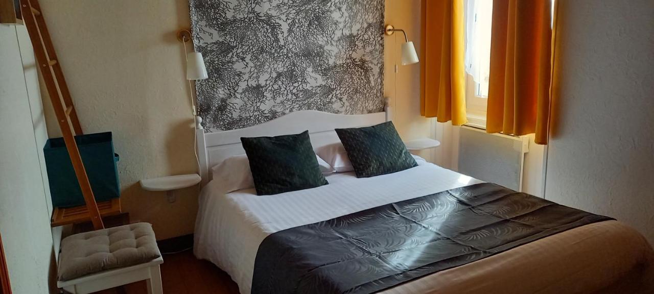 Le Relais De Launay Ploubazlanec Exteriör bild