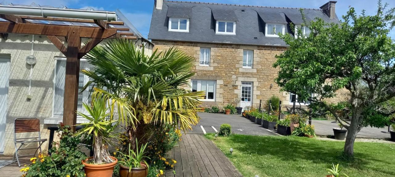 Le Relais De Launay Ploubazlanec Exteriör bild