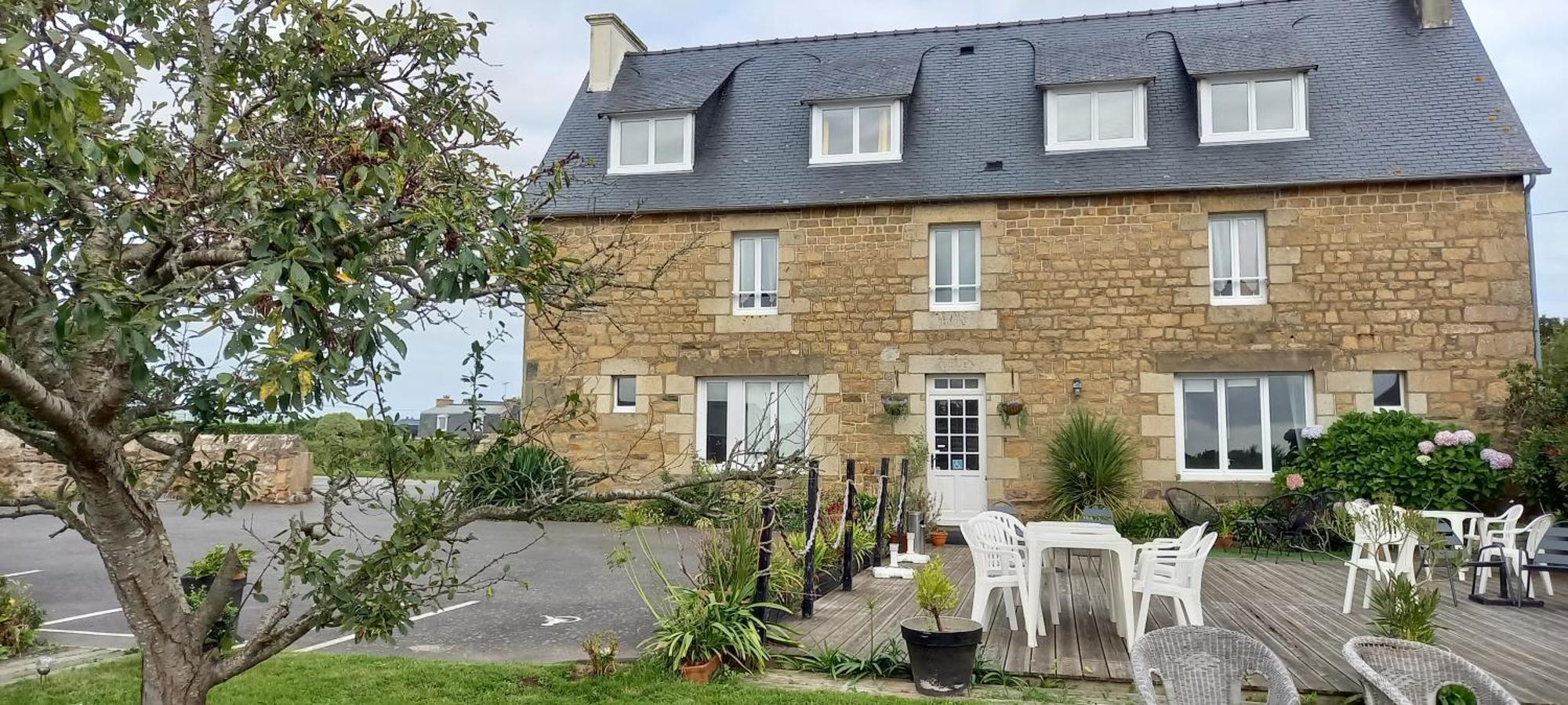 Le Relais De Launay Ploubazlanec Exteriör bild