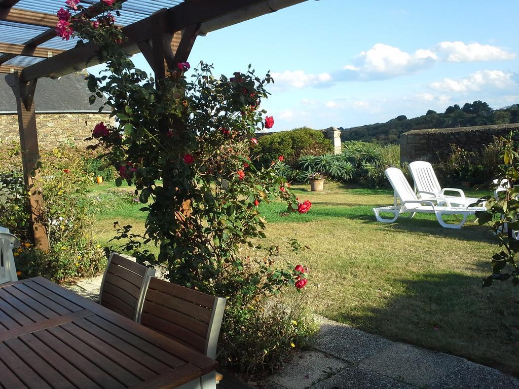 Le Relais De Launay Ploubazlanec Exteriör bild