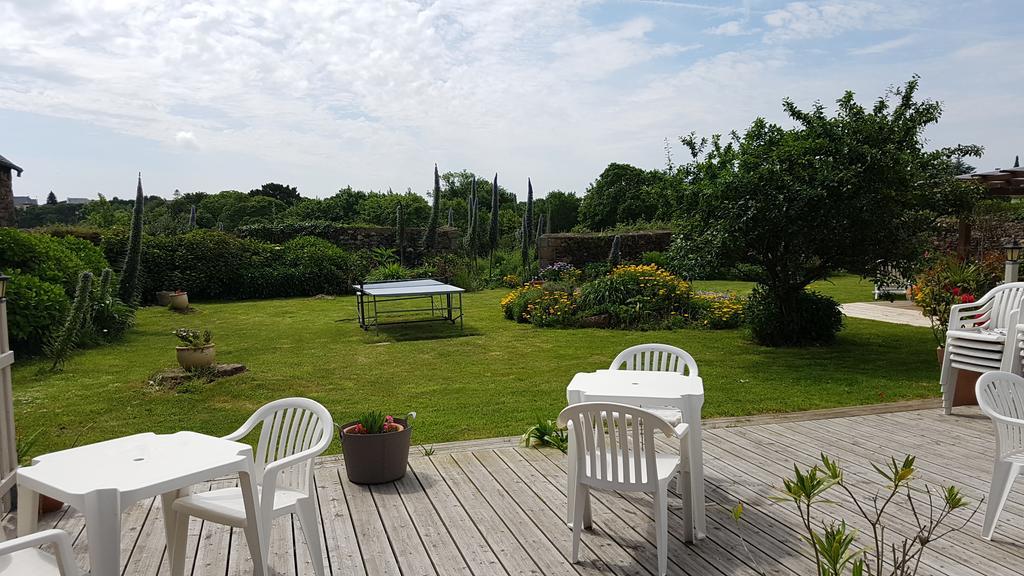 Le Relais De Launay Ploubazlanec Exteriör bild